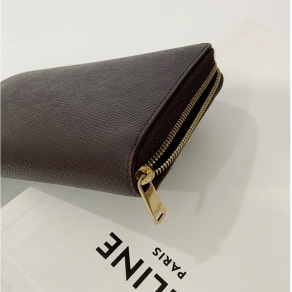CELINE- ZIP WALLET in deep burgundy calfskin - Picture 5 of 12